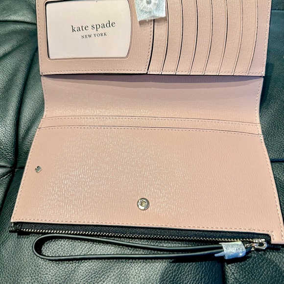 Kate Spade Black Spencer Saffiano leather Women's Wristlet Wallet - Picture 3 of 6